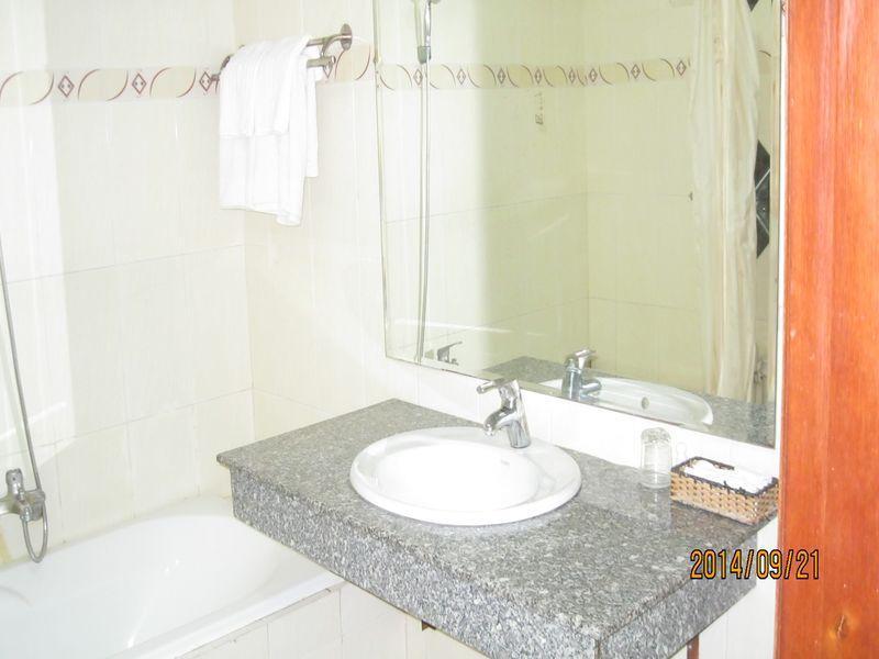 Y Linh Hotel Quy Nhon Exterior photo